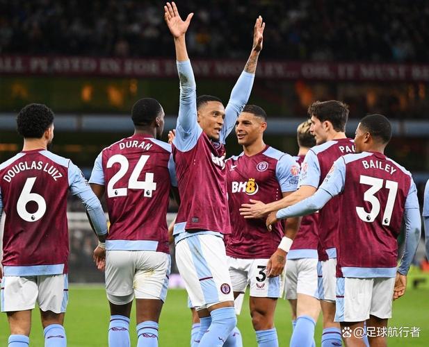 这球漂亮！罗杰斯禁区外轰出落叶球世界波，维拉1-1扳平热刺！