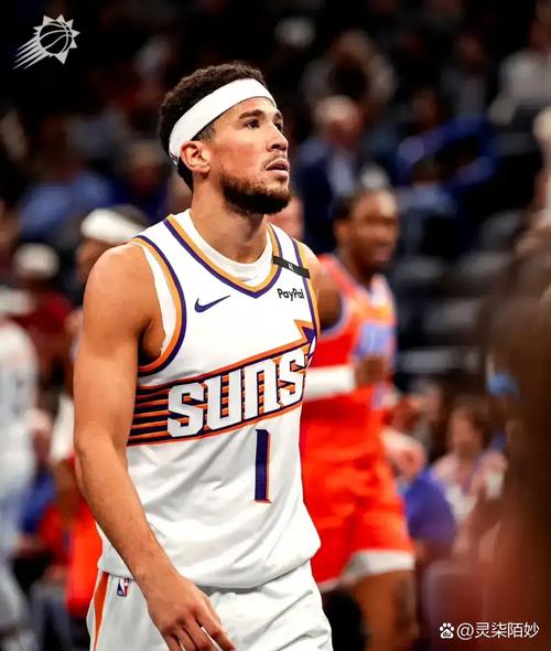 官方：布兰登-米勒遭左肩半脱位 明日缺战热火并将接受重新评估