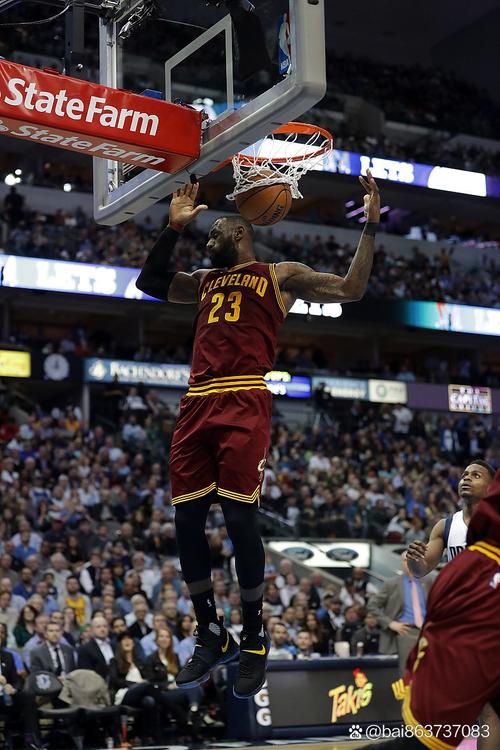 22年前的今天 勒布朗-詹姆斯上演NBA首秀砍下25分6篮板9助攻