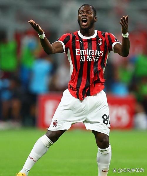 迪马：AC米兰有意续约17岁中场新星埃马努埃莱-萨拉