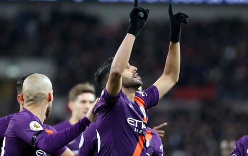 胜利补时获点绝杀！马赫雷斯晒图：🤣🤣🤣🤣👏👏