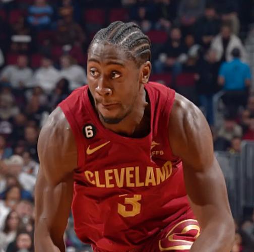 韦尔谈表现：这是第二个赛季仍在学习 问题主要在防守我会搞定的