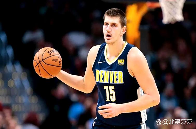 队记：哈里森还有些离谱交易没做成 他认为约基奇和霍勒迪同级别