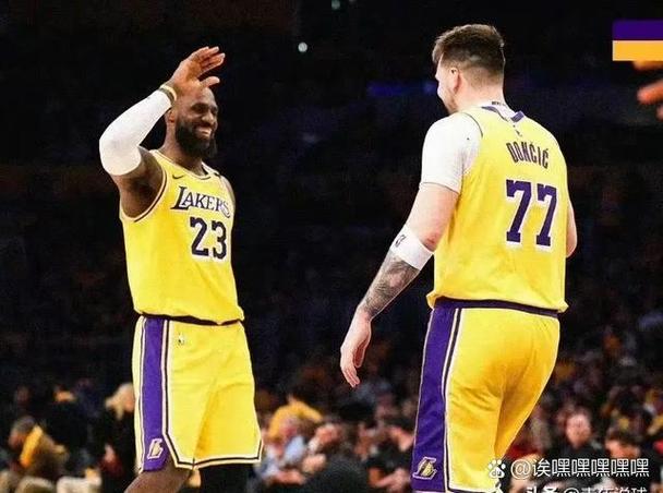 贝弗利称克莱女友碧池！帕金斯:TM胡扯 那是他的另一半跟篮球无关