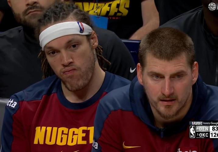 差点“四双”！约基奇18中10砍28+11+12+9失误+6犯离场提前下班